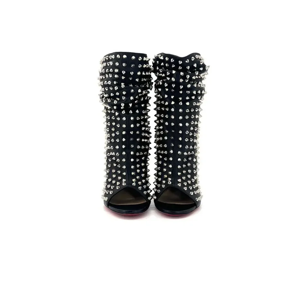 NEW Christian Louboutin Guerilla 100 Silver Spike Leather Peep Toe Booty 37.5